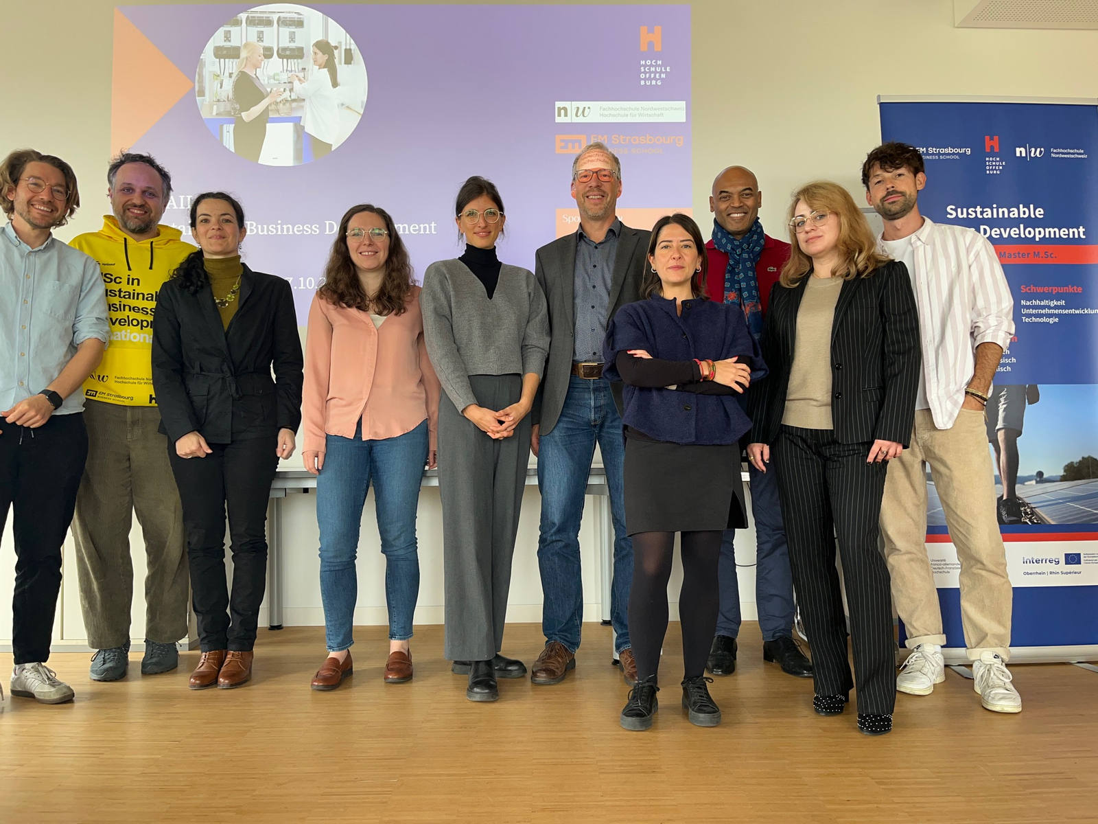 2025-10-24 Web-Meldung TRAIL Midterm Meeting Gruppe Gruppenfoto der Teilnehmenden